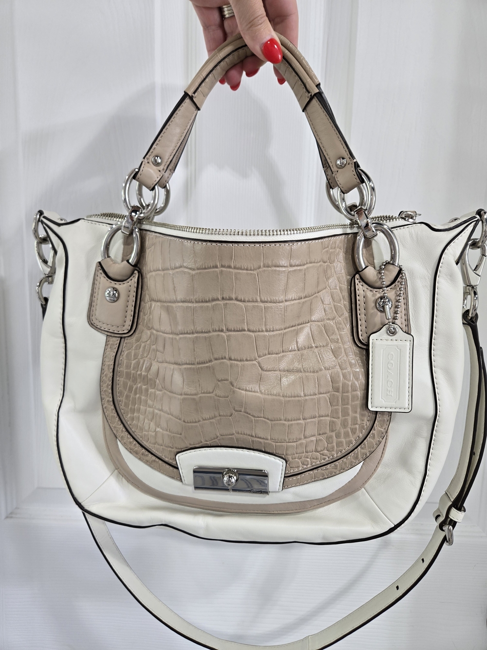 Coach Beige & White Croc-Embossed Leather Shoulder Bag - Picture 2 of 10
